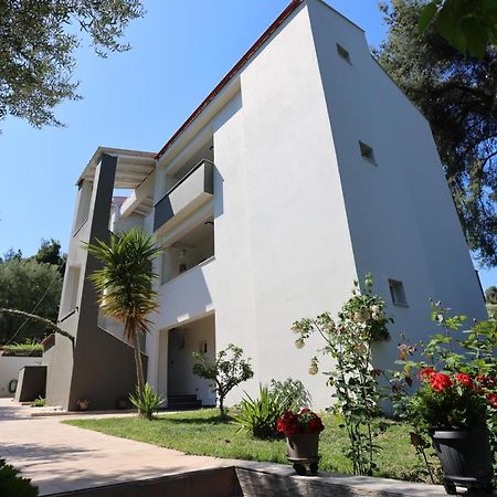 Avra Studios Paliouri Luaran gambar